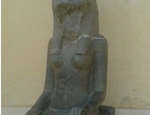 "واتس آب اليوم السابع".. صور ترميم التماثيل الأثرية فى الأوبرا بـ"الأسمنت"