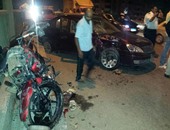 مصرع أمين شرطة بسبب حادث تصادم بين سيارة ودراجة بخارية فى المنيا