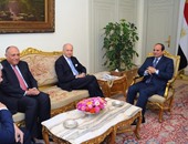 السيسى يناقش أوضاع المنطقة مع وزير خارجية فرنسا 