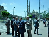 بالصور.. وزير الداخلية يترجل على قدميه بميدان التحرير ويشدد على تسيير حركة المرور