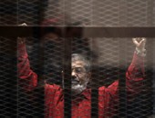 دفاع مرسى يكذب مزاعم الإخوان حول تسممه ويرفض اللجوء للأمم المتحدة