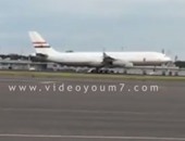 بالفيديو.. لحظة هبوط طائرة الرئيس السيسى بمطار "تيجل" فى ألمانيا