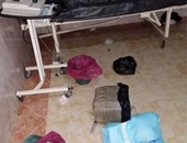 "واتس آب اليوم السابع": تهالك الأسِرَّة وقمامة داخل غرف مستشفى إدفو بأسوان