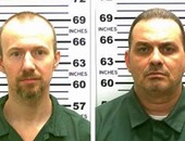 سجينان خطيران يهربان من سجن بنيويورك.. ويتركان رسالة للشرطة "يوم سعيد"