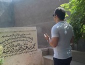 زملاء محمد أبو شقرة يحيون ذكرى استشهاده بزيارة قبره وقراءة الفاتحة