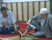 بالصور.. حسن يوسف والمخرج عصام شعبان يُصوران "دنيا جديدة" بأحد المساجد