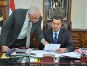 المحامى العام لنيابات جنوب القاهرة يستقبل محافظ أسيوط فى مكتبه