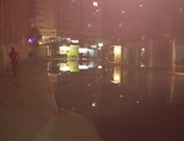 بالصور.. مياه المجارى تغرق منطقة المندرة وتحاصر مركز شباب الحرمين بالإسكندرية