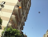 صحافة المواطن..أعمدة إنارة شوارع الزيتون مضاءة فى "عز الضهر"
