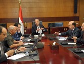بالصور.. رئيس الوزراء يلتقى بالفريق مهاب مميش لمتابعة ملفات متعلقة بتنمية القناة