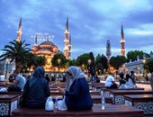 بالصور.. المسلة المصرية تحتضن موائد الرحمن الرمضانية فى إسطنبول