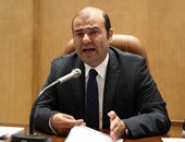 نائب بالبرلمان يتقدم بطلب إحاطة لـ"خالد حنفى" بسبب توقف بطاقات التموين