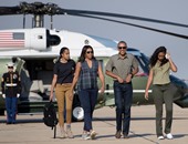 بالصور.. أوباما يصطحب زوجته وابنتيه فى نزهه ويزور كهوف الحديقة الوطنية
