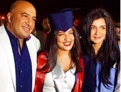 بالصور.. مجدى الهوارى وغادة عادل يحتفلان بتخرج ابنتهما على "انستجرام"