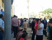 إضراب عمال الأمن الإدارى بمستشفى جامعة المنوفية للمطالبة بالتثبيت