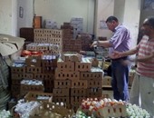 تموين الإسكندرية تصادر 700 كيلو سكر لنقص الأوزان وصلصة منتهية الصلاحية 