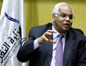 وزارة النقل تدرس افتتاح طريق القاهرة - السويس الشهر الجارى