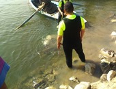 قوات الإنقاذ النهرى تنتشل جثة غريق بنهر النيل فى المنوفية