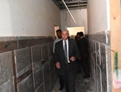 محافظ أسوان يتفقد مشروع مستشفى أسوان العام الجديد