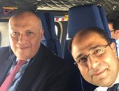 السفير أحمد أبو زيد ينشر صور مع وزير الخارجية أثناء زيارتهم إلى رام الله