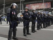 وزير الداخلية الفرنسى يستعير 180 شرطياً لتأمين يورو 2016