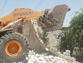 "أمن الإسكندرية" يزيل تعديات على بحيرة مريوط