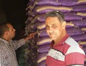بالصور.. ضبط صاحب مخزن لاحتكاره 15 طن أرز فى بنى سويف