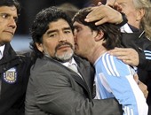 ميسي: لم أصدق خبر وفاة مارادونا.. ولا أفكر فى الموت