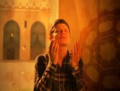 بالفيديو..بعد غياب.. ” بالصوم والقرآن ” أغنية دينية لـ”أحمد العطار”