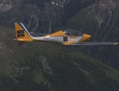 أول طائرة بالطاقة الشمسية الكهربائية تنجح فى عبور جبال الألب