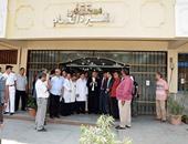 محافظ القاهرة يصل مستشفى المنيرة.. ويطالب بترميم مبنى "الملك فاروق"