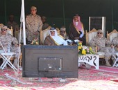 الأمير متعب بن عبد العزيز يتفقد عمل قوات الحرس الوطنى ويحتفل معهم بالعيد
