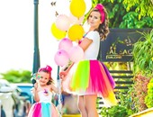 بالصور..إيمان العاصى وابنتها ترتديان الملابس نفسها احتفالاً بالعيد