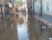 غرق الشوارع بالمجاورة 39 بالعاشر من رمضان بعد انفجار ماسورة المياه