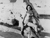 صورة نادرة لـ سامية جمال بكواليس فيلم "وادى الملوك" عام 1954