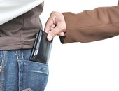 كيف تتصرف عند سرقة محفظتك؟.. 5 حلول ذكية توفر لك حق المواصلات