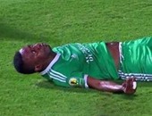 لاعب ليوبار الكونغولى المصاب بشلل رباعى يغادر القاهرة بعد إجراء جراحة دقيقة