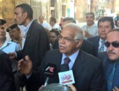 محافظ القاهرة يمهل رؤساء أحياء بولاق والأزبكية 48 ساعة لرفع المخالفات