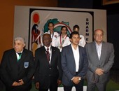 أشرف صبحى يسلم ميداليات الناشئين فى بطولة أفريقيا للجودو