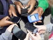 المدارس البريطانية تفرض حظرا شاملا على استخدام الهواتف المحمولة