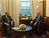 المتحدث باسم الحكومة الإسرائيلية ينشر صور للقاء نتنياهو بسامح شكرى