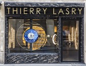 بالصور.. تيرى لاسرى يفتتح متجره الأول لنظارات الشمس فى باريس