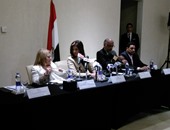 نبيلة مكرم: وفد علماء الطاقة النووية بالقاهرة بداية لجلب العقول المهاجرة