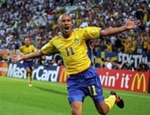 بالفيديو.. لارسون "الابن" يحاكى هدف والده الشهير بـ"يورو 2004"