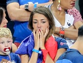 بالصور.. حزن زوجات لاعبى فرنسا بعد خسارة لقب اليورو