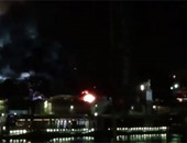 بالفيديو.. حريق هائل وتصاعد الأدخنة بمحيط برج ايفل فى فرنسا