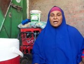بالفيديو.. والدة أحد عمال الفيوم المختطفين بليبيا: "رجعلى ابنى يا ريس"