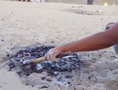 بالفيديو.. القرص السيناوى أشهر رغيف عيش شعبى فى مصر.. الرمال الساخنة أداة صناعته الشاقة.. أحد أهالى سيناء: "اللبة" تقليد بدوى متوارث تحول لتقاليع شبابية ورفاهية 