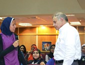بالصور.. رئيس جامعة الإسكندرية فى مناقشة مفتوحة مع الطلاب بالمعسكر السنوى