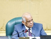 بالصور.. رئيس البرلمان: عدم الموافقة على "النقابات العمالية" يعرض مصر لعقوبات دولية